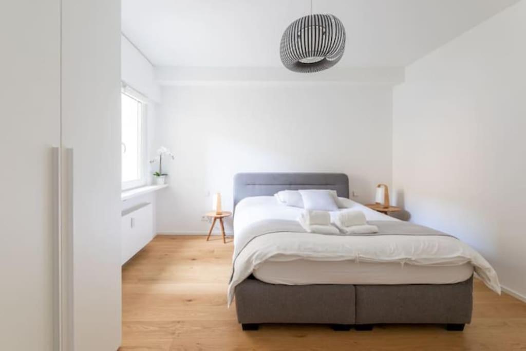 Wonderful Two Bedroom Apartment At Limpertsberg With Parking, Near Tram Lussemburgo Esterno foto